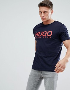 Темно-синяя футболка с крупным логотипом HUGO - Темно-синий