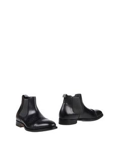 Полусапоги и высокие ботинки Pollini