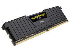 Модуль памяти Corsair Vengeance LPX Black DDR4 DIMM 2400MHz PC4-17000 - 4Gb CMK4GX4M1A2400C14