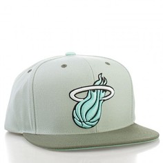 Кепка Mitchell and ness