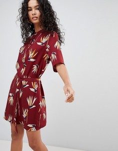 Платье-рубашка с цветочным принтом и поясом Only Olana - Красный