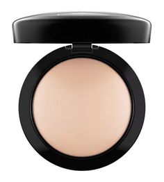 Компактная пудра MAC Cosmetics