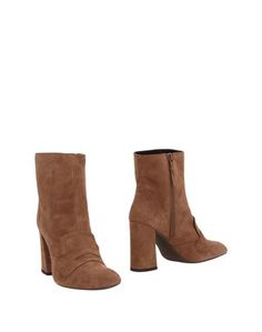 Полусапоги и высокие ботинки Stuart Weitzman