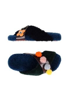 Сандалии Fendi