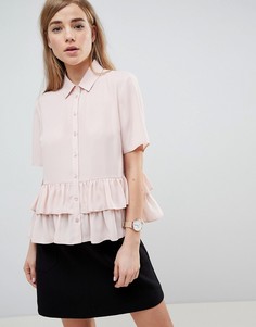 Мягкая рубашка с короткими рукавами и ярусной оборкой ASOS DESIGN - Розовый