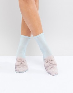 Голубые носки с эффектом омбре и узором в виде кошек Monki - Синий