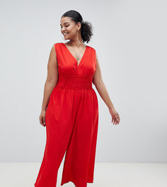 Комбинезон с глубоким вырезом и присборенной талией ASOS DESIGN Curve - Красный
