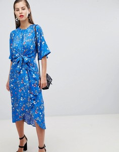 Платье миди с цветочным принтом, рукавами-кимоно и поясом Y.A.S - Мульти