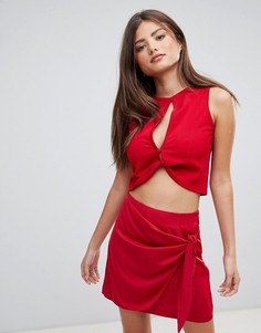 Укороченная блузка с разрезом Fashion Union - Красный