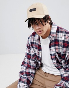 Кепка Mitchell & Ness 110 Flexfit эксклюзивно для ASOS - Бежевый