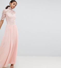 Платье макси с высоким воротом и кружевным лифом John Zack Tall - Розовый