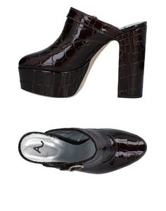 Мюлес и сабо Alexa Chung