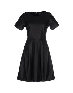 Короткое платье Minimum