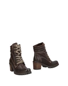 Полусапоги и высокие ботинки Manas