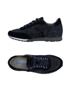 Низкие кеды и кроссовки Mizuno