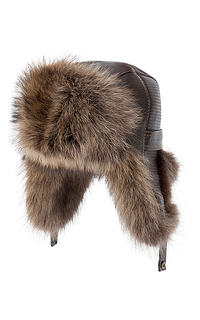 Шапка-ушанка с мехом енота R&V