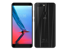 Сотовый телефон ZTE Blade V9 32Gb RAM 3Gb Black