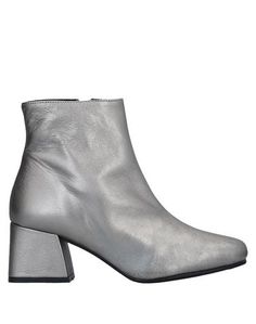 Полусапоги и высокие ботинки 67 Sixtyseven