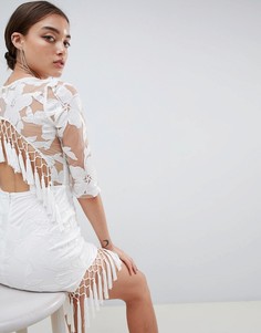 Платье мини с открытой спиной и кисточками Rare - Белый