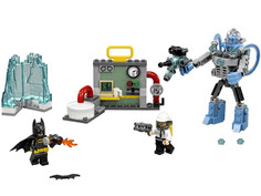 Конструктор Lepin Ледяная атака Мистера Фриза 216 дет. 07049