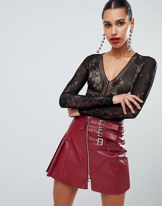 Кружевное боди с длинными рукавами и вырезом на спине PrettyLittleThing - Черный