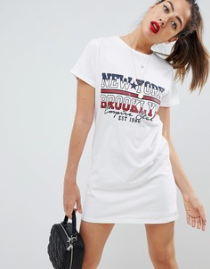 Платье-футболка с принтом Missguided New York - Белый