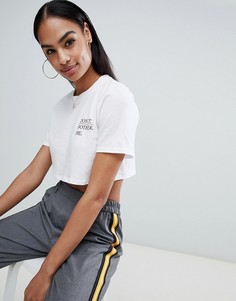 Укороченная футболка с принтом Dont Bother Me PrettyLittleThing - Белый