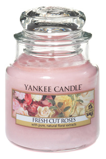 Свеча Свежесрезанные розы YANKEE CANDLE