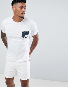 Белая футболка с камуфляжным принтом и логотипом на кармане Replay - Белый