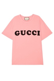 Розовая футболка с черным логотипом Gucci