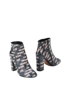 Полусапоги и высокие ботинки Pierre DarrÉ