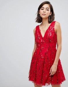 Короткое приталенное платье с кисточками и пайетками City Goddess - Красный