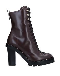 Полусапоги и высокие ботинки Valentino