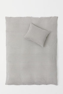 Трикотажное постельное белье H&M