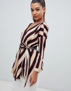 Блузка в полоску с поясом PrettyLittleThing - Белый