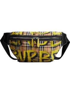 большая сумка в винтажную клетку с принтом граффити Burberry