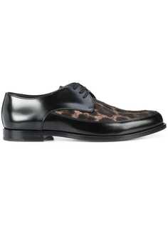 дерби 'Charles 15' Saint Laurent
