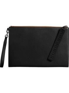 клатч из кожи зернистой фактуры на молнии Burberry