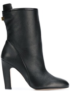 ботинки 'Brooks' Stuart Weitzman