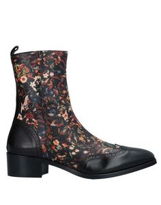 Полусапоги и высокие ботинки Dsquared2