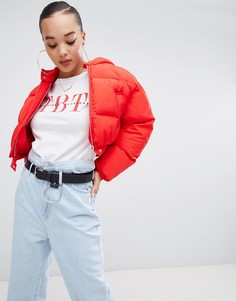 Красная укороченная дутая куртка с капюшоном Boohoo - Красный