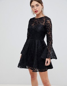 Кружевное короткое приталенное платье с длинными рукавами Frock & Frill - Черный