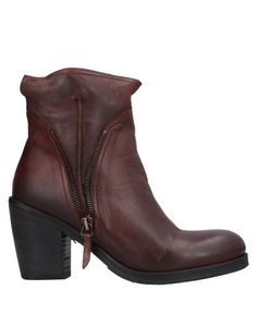 Полусапоги и высокие ботинки Cavallini