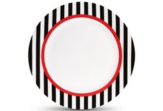 Фарфоровая тарелка "Black stripes" Remember®