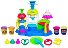 Игровой набор с пластилином Play-Doh Фабрика пирожных, 1шт.