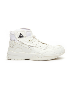Белые кроссовки Nike Air Mowabb Comme des Garcons
