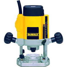 Фрезер DeWALT DW621