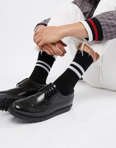 WALK London Timmy brogues with wedge sole in black - Черный