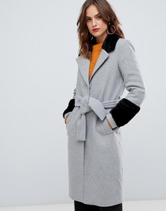 Пальто с запахом и отделкой из искусственного меха Y.A.S - Серый