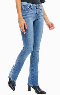 Категория: Женские джинсы клеш Levis